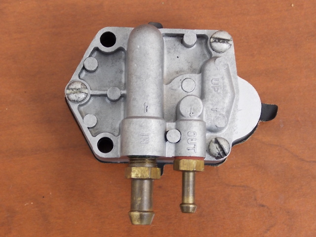 Johnson Evinrude Fuel Pump Mid 1960's  5.5 / 7.5 HP 377927