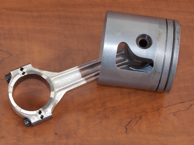 Johnson Evinrude Piston .030 & Connecting Rod 1971-1972 50 HP 385049 383903