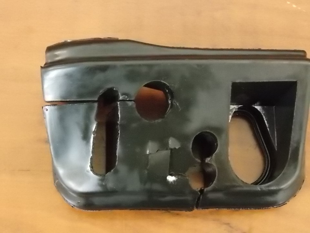 1995-06 Mercury Bottom Cowl Seal 825238 1 825238002 8252381 25 30 40 45 50 60 HP