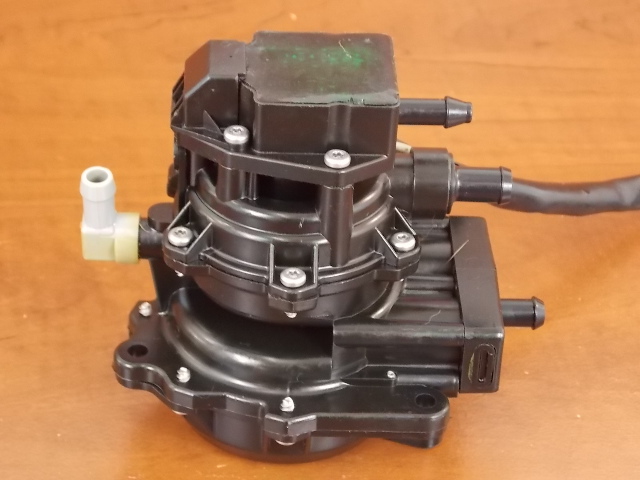 1 YEAR WARRANTY! 1990-06 Johnson Evinrude 4 wire VRO Pump 435556 435558 50-300HP