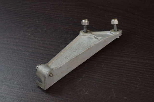 1974-1976 Johnson Evinrude Remote Control Shift Bracket 319949 6-25 HP