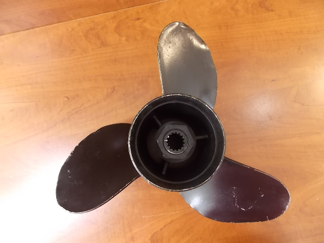 Used OMC Propeller 14.8 X 19 1977-UP V6, 4-3/4 Gearcase 0515-148-19