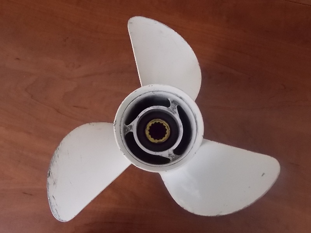 Yamaha 13x19 Propeller 1984 -Up  60 70 75 80 85 90 100 115HP 6E5-45941-00-00