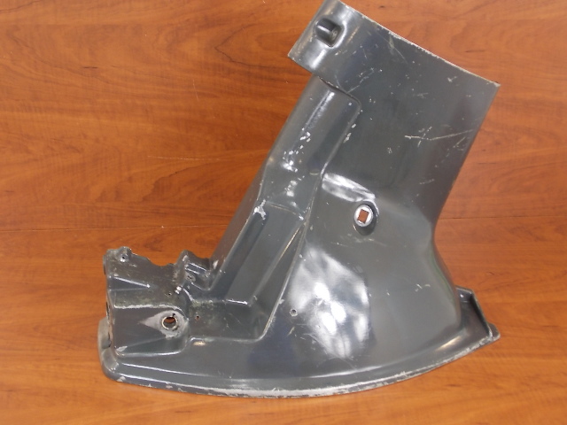 Johnson Evinrude Lower Cowl Cover STBD 1968 9.5 HP 381824 383506