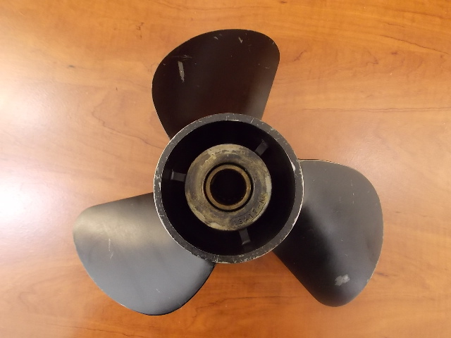 Yamaha K-Series SST 13-1/4 X 17 Prop 50 60 70 75 80 85 90 100 115 130HP 1984-UP