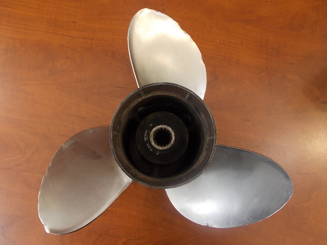 Used SST Johnson Evinrude Prop 14-1/4 X 19 1977-UP 90-300HP V6 & 4-1/4 Gearcase