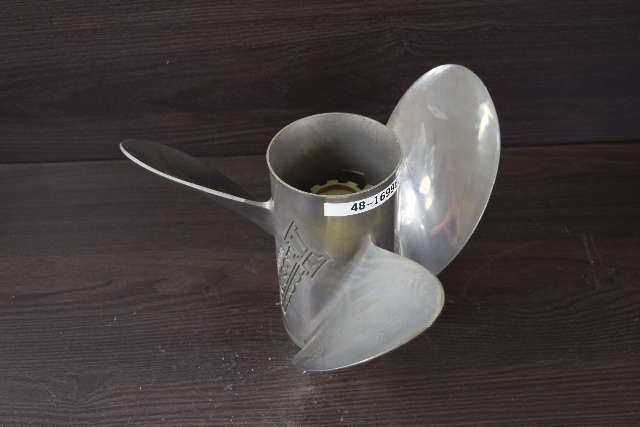 Mercury Stainless Steel Propeller 13 X 26 1977-UP  40-150 HP 16996A40 RH