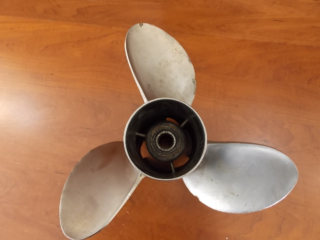 Used SST Mercury Propeller 14-1/4 X 26 4-3/4 & V-6 Gearcase 1977-UP SSM-826-C