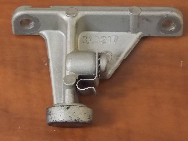 319217 319218 Johnson Evinrude 1974-1998 Support Bracket 85-235HP