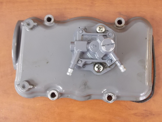 12301-881-000ZA 16015-935-024 Honda Pre-1997-07 Cylinder Head Cover 7.5 8 10 HP
