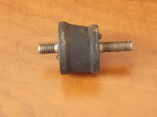 Honda Upper Rubber Mount 50130-881-000 Pre-1997-2007 7.5 8 10 HP
