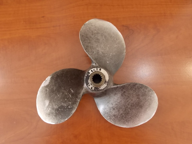 Chrysler & Force Propeller 10-3/8x10 1966-1994 20 25 30 35 40 45 50 55 60HP