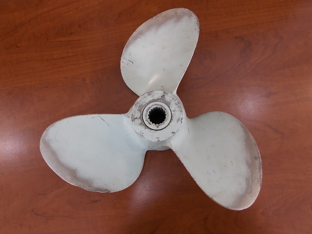 Michigan Volvo Penta Stearndrive Alum Propeller  14.375 X 17 LH Rotation PR-224