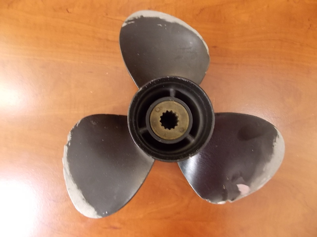Mercury Propeller 12-1/4 X 9 1972-UP 25 30 35 40 45 48 50 55 60 70 75 HP QA2062X