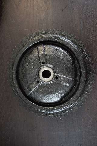 584373 Johnson Evinrude 1992-1994 Flywheel 20 25 28 30 HP TOUCHED UP PAINT