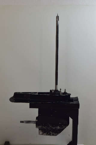 1 YEAR WTY! 1972-1975 Mercury Long Lower Unit 65 650 HP Square Shift Shaft 3 Cyl