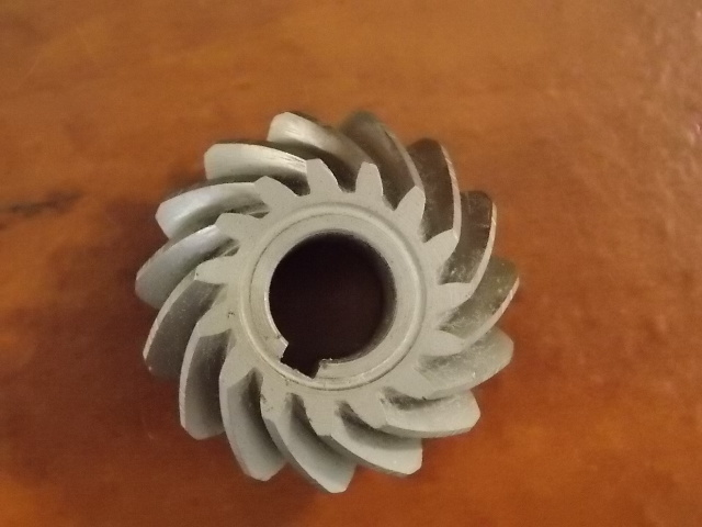 Johnson Evinrude Pinion Gear 1968-1975 6HP 312108 0312108