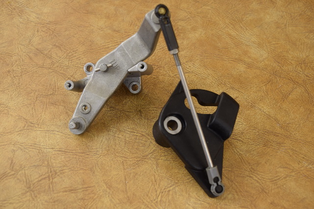 Yamaha Throttle Control Lever Cam & Bracket 67F-42154-00-94 1999-04 75 80 90 100