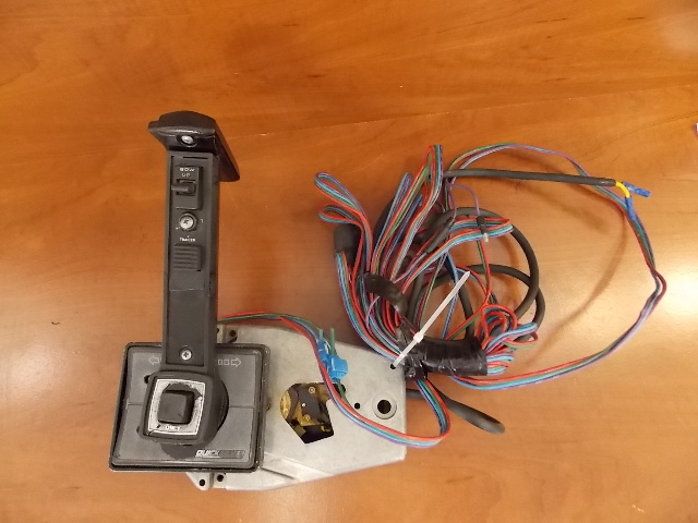 Mercury & Mercruiser Concealed Side Mount Remote Control Box w/ Trim Switch