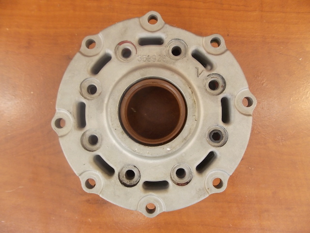 Johnson Evinrude Lower Crankcase Head 5007695 1985 & Up 120 140 200 225 250 300
