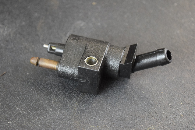 1991-2006 Mercury & Force Fuel Connector 816856A1 30 40 45 50 55 60 HP