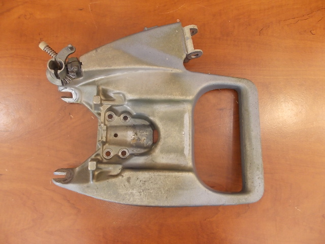 Johnson Evinrude Steering Bracket With Gear & Shaft 326045 1981-1983 25 35 HP