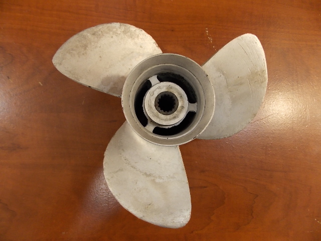 Nissan Tohatsu Aluminium Propeller 6-9/10 x 9-1/5 1984- & Up 9.9+ HP 362-64105-0