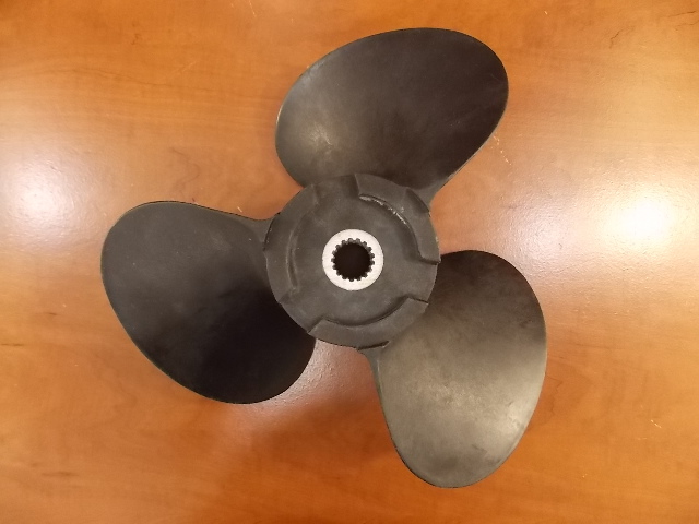 Unidentified Composite Propeller 9M800 17 Spline Count