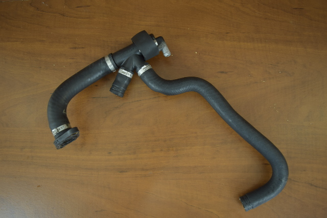 Johnson Evinrude Thermostat Housing & Hose Assy 346110 1999-06 135 150 175 HP