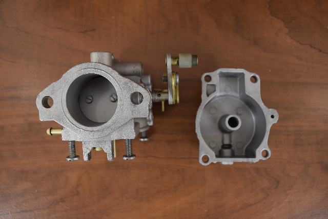 CLEAN! Johnson Evinrude Carburetor Body & Bowl C#: 321253 & C#: 313355