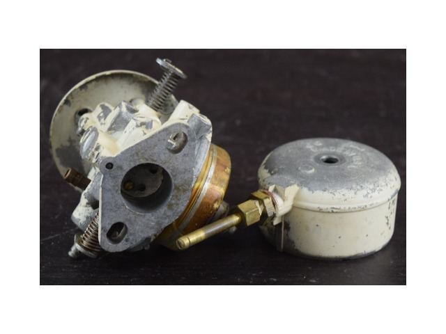 CLEAN! Uknown Years & HPs Carter Carburetor 3198S