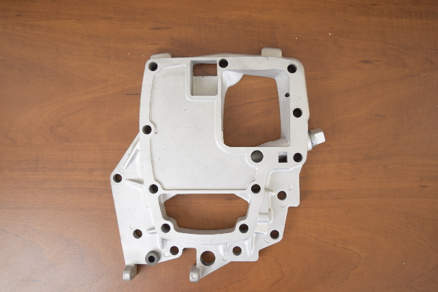 FA404680 Chrysler 1975-1976 Spacer Plate 75 90 105 120 135 HP