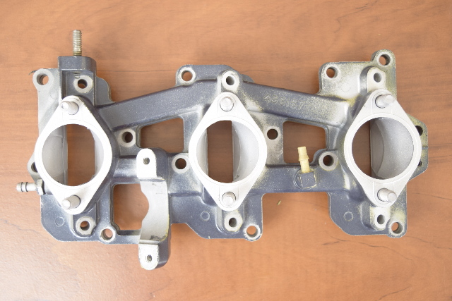 817959A3 Chrysler Force 1975-1994 Intake Manifold 75 85 90 HP