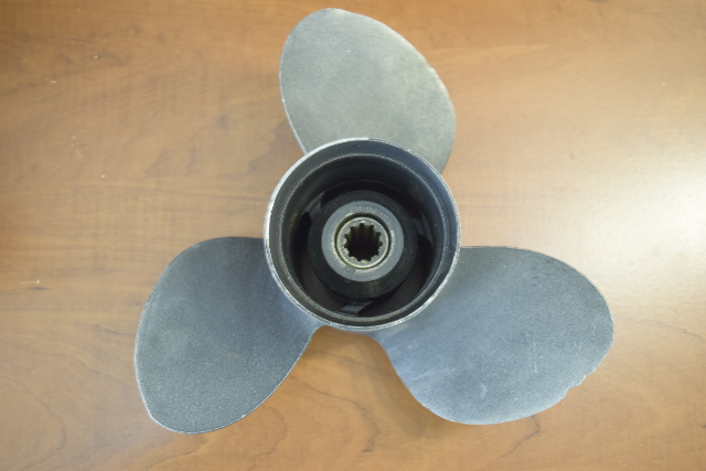 Mercury Mercruiser Renault Aluminum Propeller 10 3/4 x 10 33774A1 1965-1968