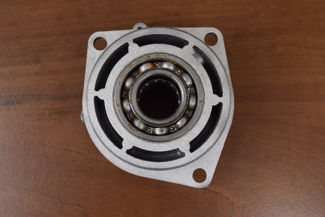 Mercury Crankcase Top Assy 1973 - 1977 200 20 HP 5009A1 C# 1155-5008 Bad Bearings