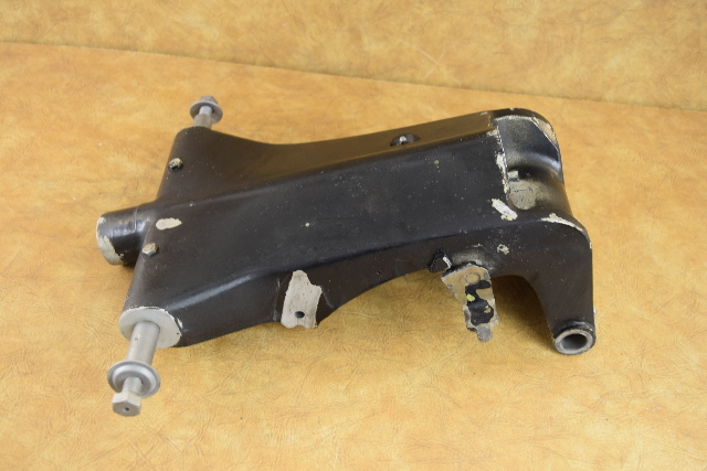 1970-1971 & 1975 Mercury Swivel Bracket 1788 1451-1788 3.9 (39)-9.8 (110) HP