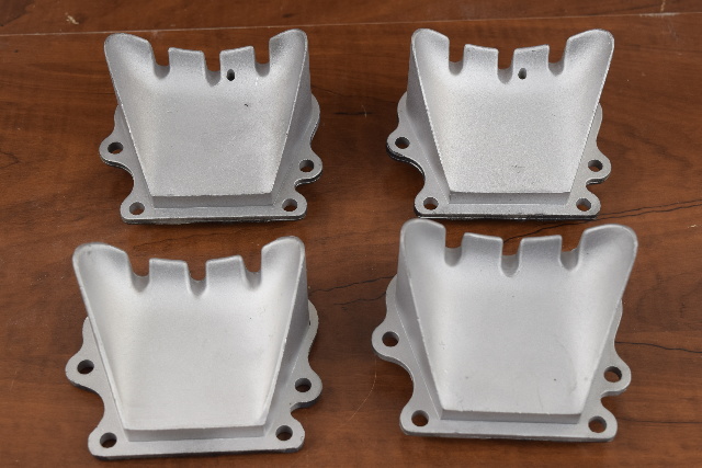327910 310532 Johnson Evinrude 1968-1998 Bypass Cover Set 85-140 HP