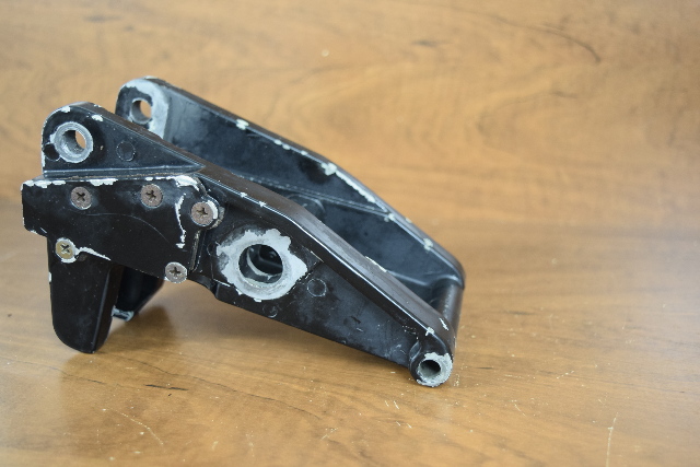1970-85 Mercury Power Trim STBD Bracket 89807A1 60 90 115 140 150 HP