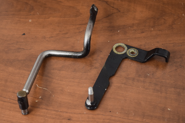 819467A1 F684615 Force 1992-1994 Bracket & Shift Rod 40 50 HP