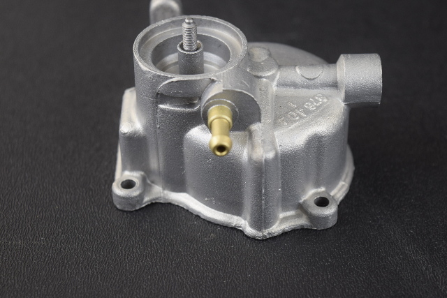 thumbnail interactive-video image 1 of Marine Pro Carburetor Bowl Float Chamber For Johnson Evinrude 120-300 HP – 398701 1 of 6