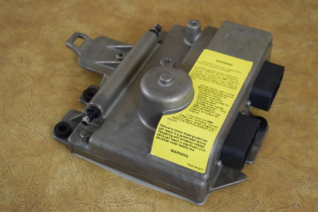 Johnson Evinrude ECU & Program Assembly 225 586447 1999 200 225 HP