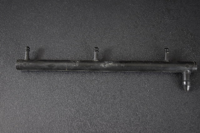 Johnson Evinrude Fuel Manifold Assembly 436032 1996-2001 25 35 HP