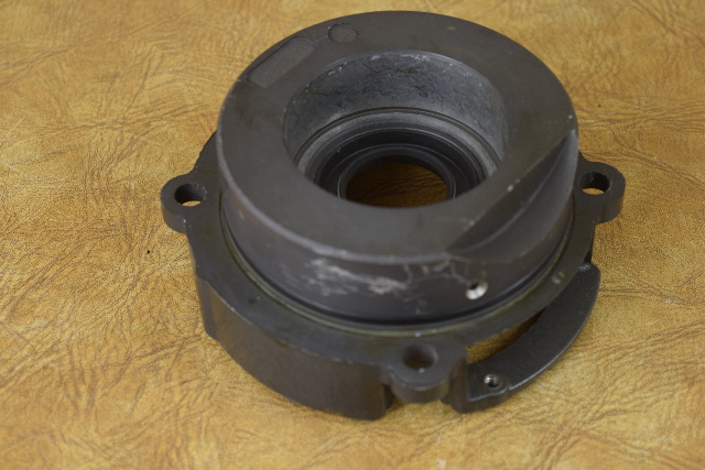 Mercury & Mariner Upper End Cap 5940A2 1976-1986 75 80 85 HP