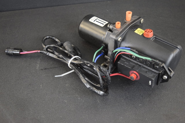 Volvo SX Trim Pump 3855745 3858069 3860879 1998 3.0 4.3 5.0 5.7 7.4 8.2L