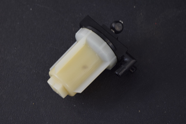 87946A2 889527A07 Mercury Mariner 1980-1991 Fuel Filter 6-70 HP