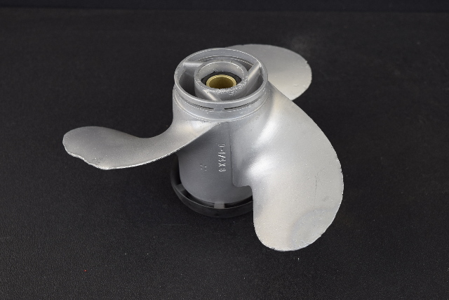 Johnson Evinrude Propeller 9-1/4 X 8 1974-2015 8 9.9 10 15 HP