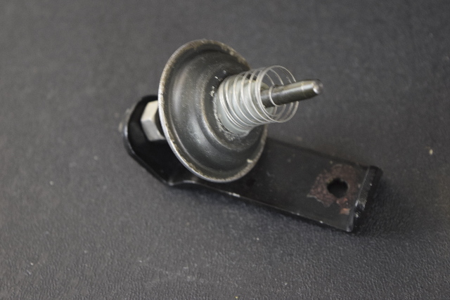 Mercury & Mariner Dashpot & Bracket 92425 93001 1984-1994 18 20 25 HP