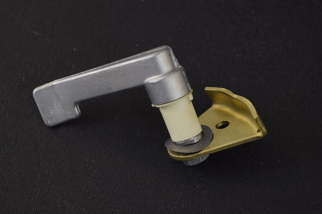 Johnson Evinrude Latch Handle 312184 1968-1975 4.5 6 7.5 HP