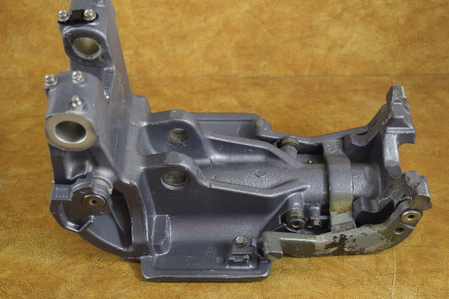 435005 434691 433466 Johnson Evinrude 1991-2012 & UP Swivel Bracket 60-300 HP