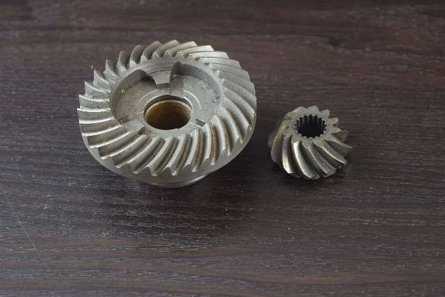 NEW OLD STOCK! Johnson Evinrude Forward Gear & Pinion Gear 433433